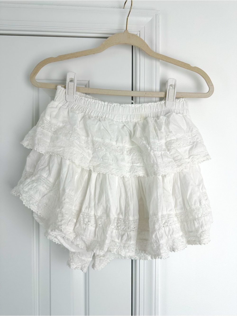 LoveShackFancy Tiered Ruffle Mini Skirt small white GUC - Picture 1 of 7